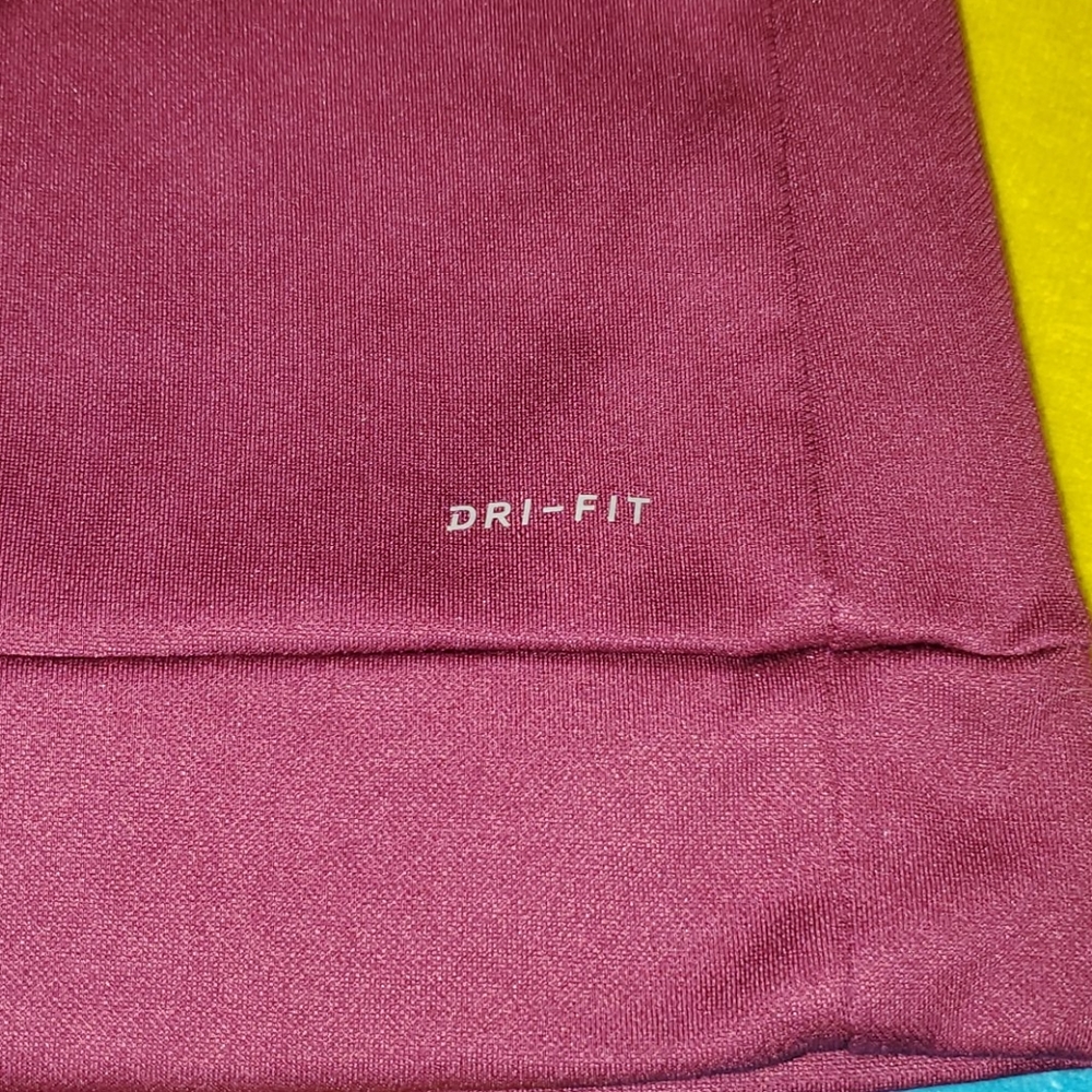 Nike Hoodie - Picture 6 of 8